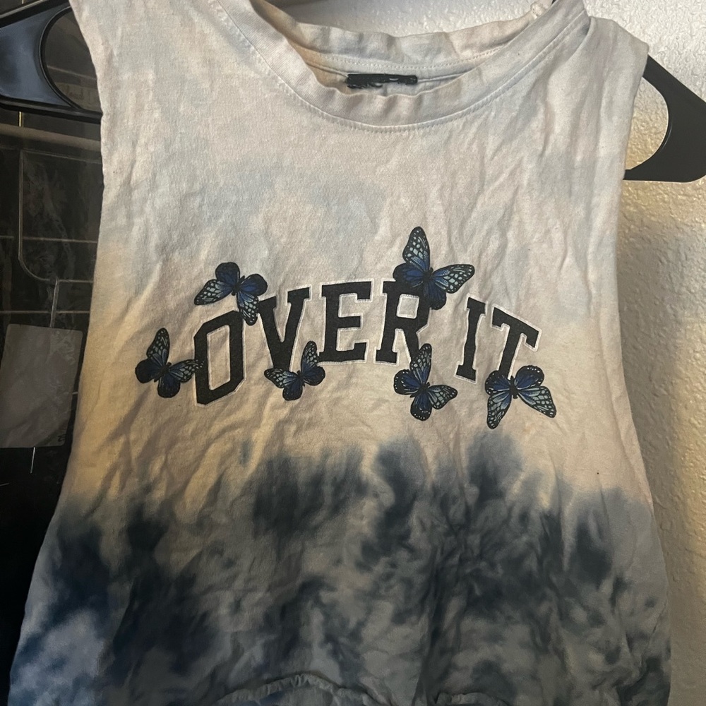 crop blue top